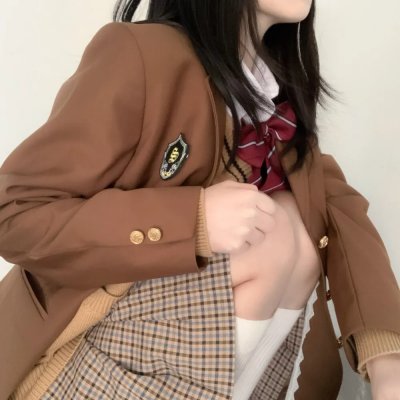 美国青年 封面